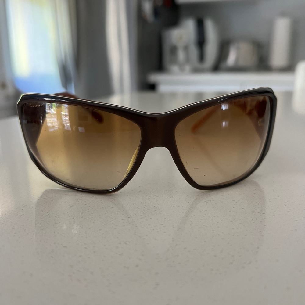 Prada Gradient Brown Sunglasses with black case. - Picture 3 of 3